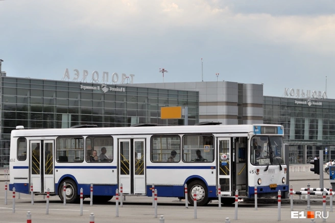 Для местных наличие рядом аэропорта&nbsp;— это скорее плюс, а не минус | Источник: Артем Устюжанин / E1.RU