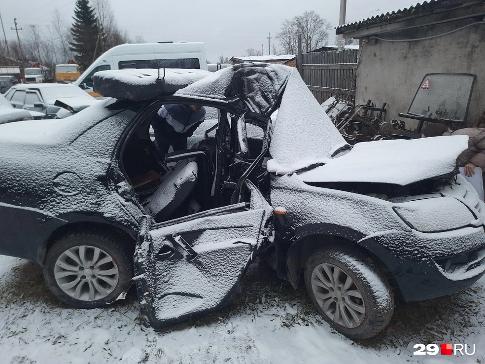 Так выглядел автомобиль после аварии | Источник: семья Анжелики