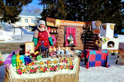 Вадинск отпраздновал Масленицу на главной площади