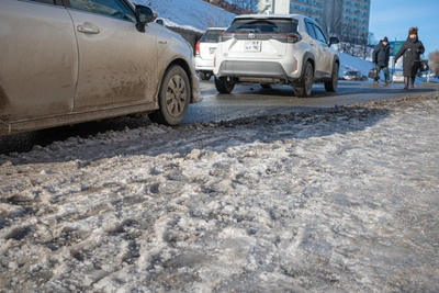 Гололед на дорогах Свердловской области: предупреждение для водителей