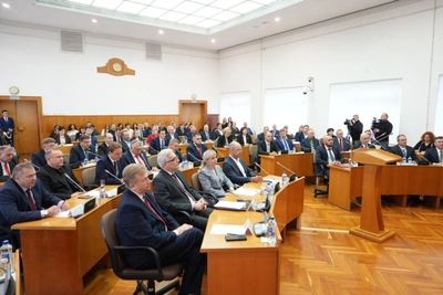 В Заксобрании станет на два комитета меньше
