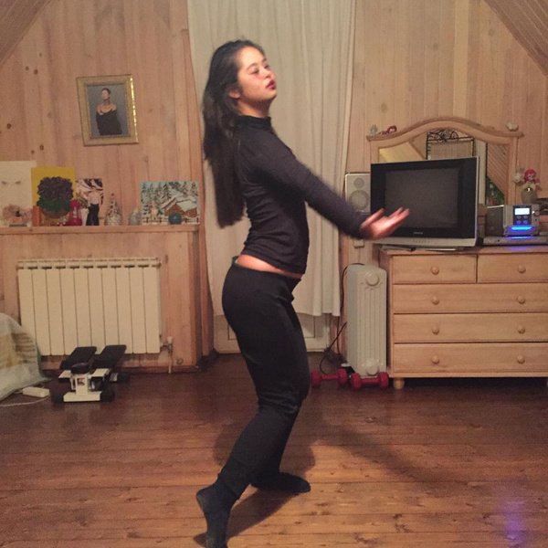 Ирина Хакамада увлеклась танцами с бизнесменом
