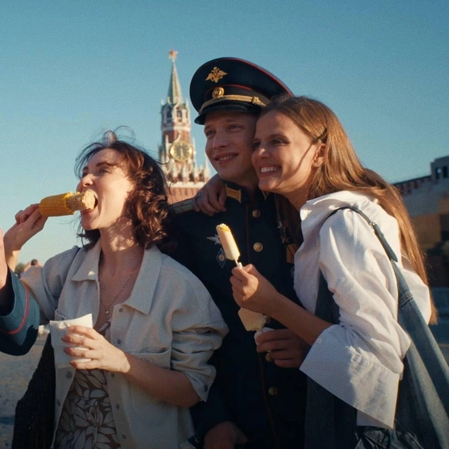 Действие разворачивается в современной России | Источник: сериал «Ландыши», 2024 год, реж. Александр Карпиловский, Илья Шпота, Михаил Пипия, Константин Мазур / T.me