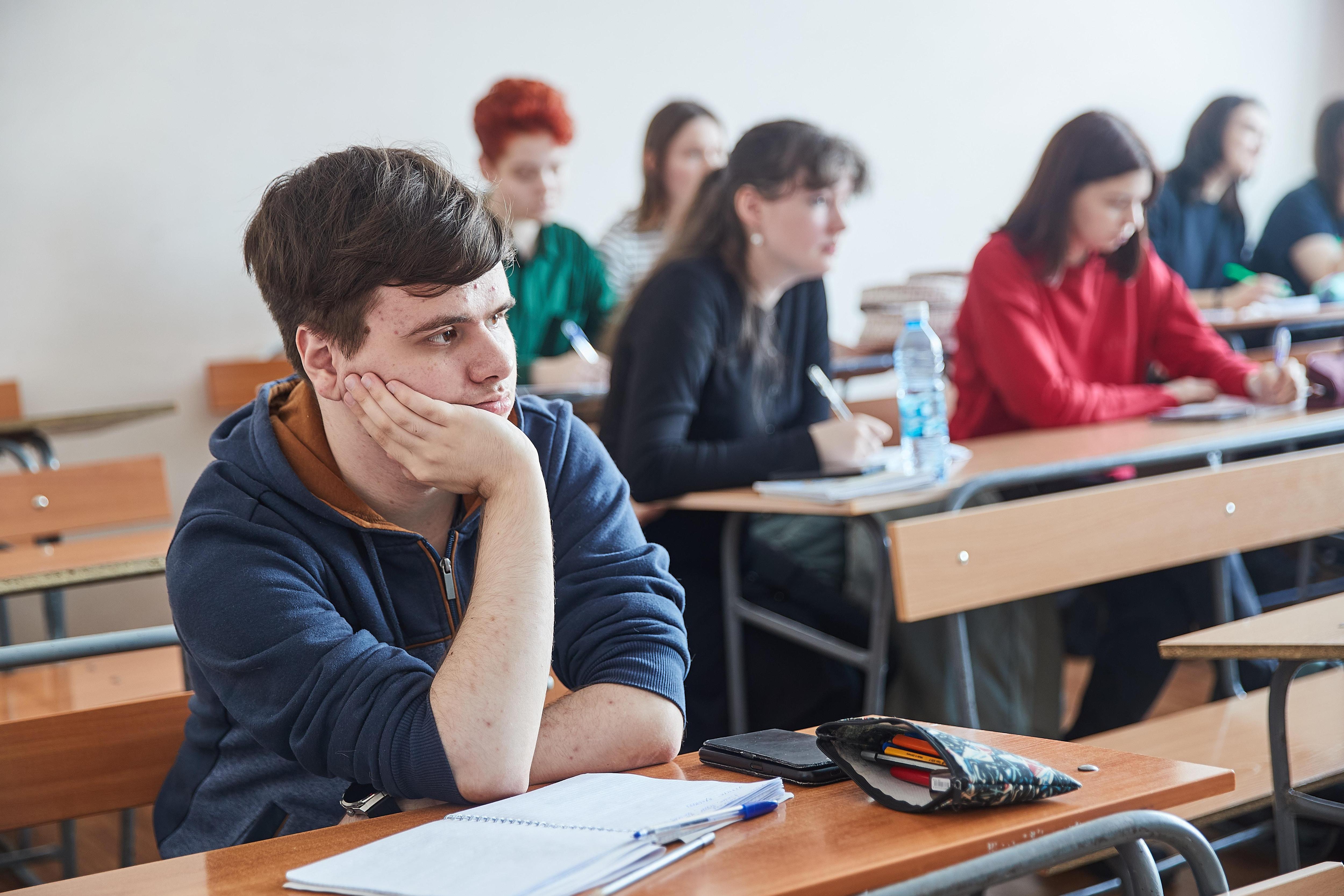 Выжить на стипендию в Архангельске нереально? Узнали, сколько платили и платят студентам