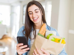 Продуктовый шопинг стал проще: Т-Банк и «Купер» объявили о запуске доставки прямо в приложении банка