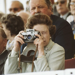 От балета до каллиграфии: неожиданные таланты Виндзоров, о которых вы не знали