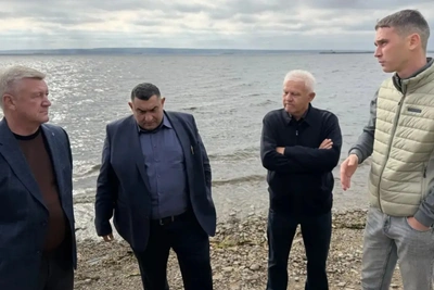 В Менделеевске приступили к ремонту дебаркадера