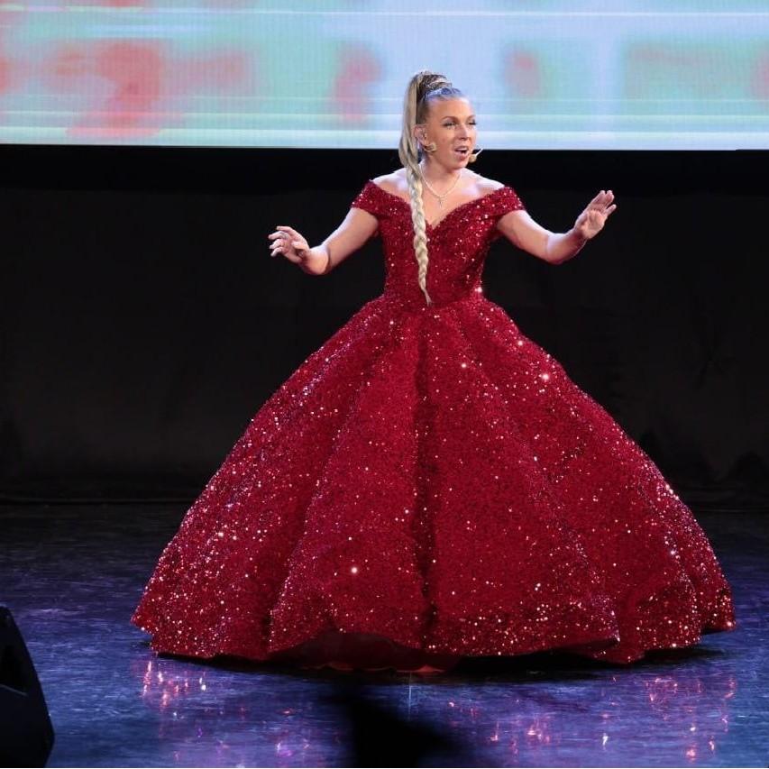 <p><span>Светлана Феодулова</span></p>