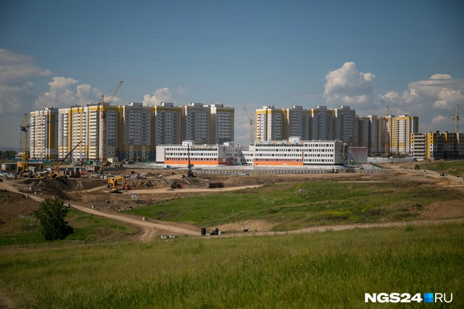 Та самая школа, о которой Владимиру Путину уже доложили чиновники | Источник: Артём Ленц