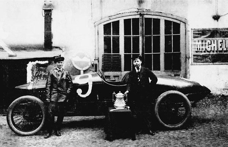 Сойти с рельс по русско-балтийски: как в Российской империи появился первый отечественный автомобиль