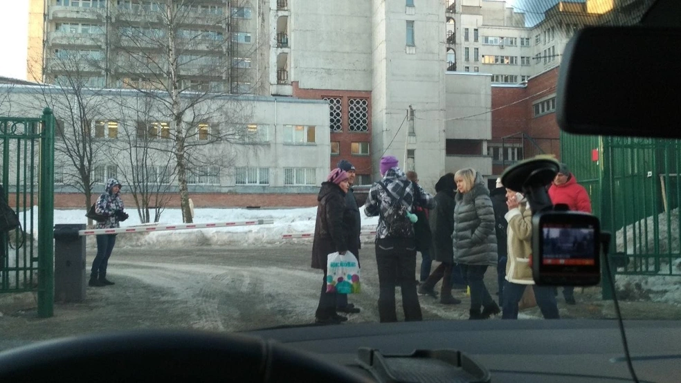 Источник: фото с сайта vk.com, группа "ДТП и ЧП | Санкт-Петербург | Питер Онлайн | СПб"