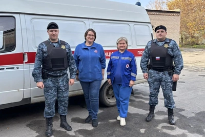 Приставы Каслей спасли мужчину с инсультом