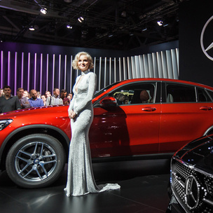 Полина Гагарина и другие звёзды на вечеринке Mercedes-Benz