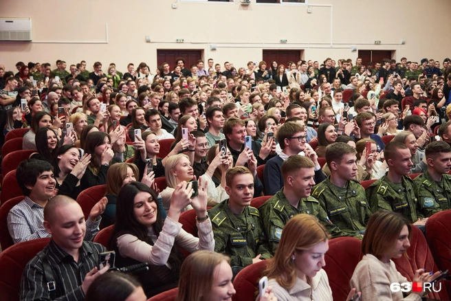 Возможно скоро в СурГУ можно будет обучаться военному делу | Источник: Роман Данилкин / 63.RU