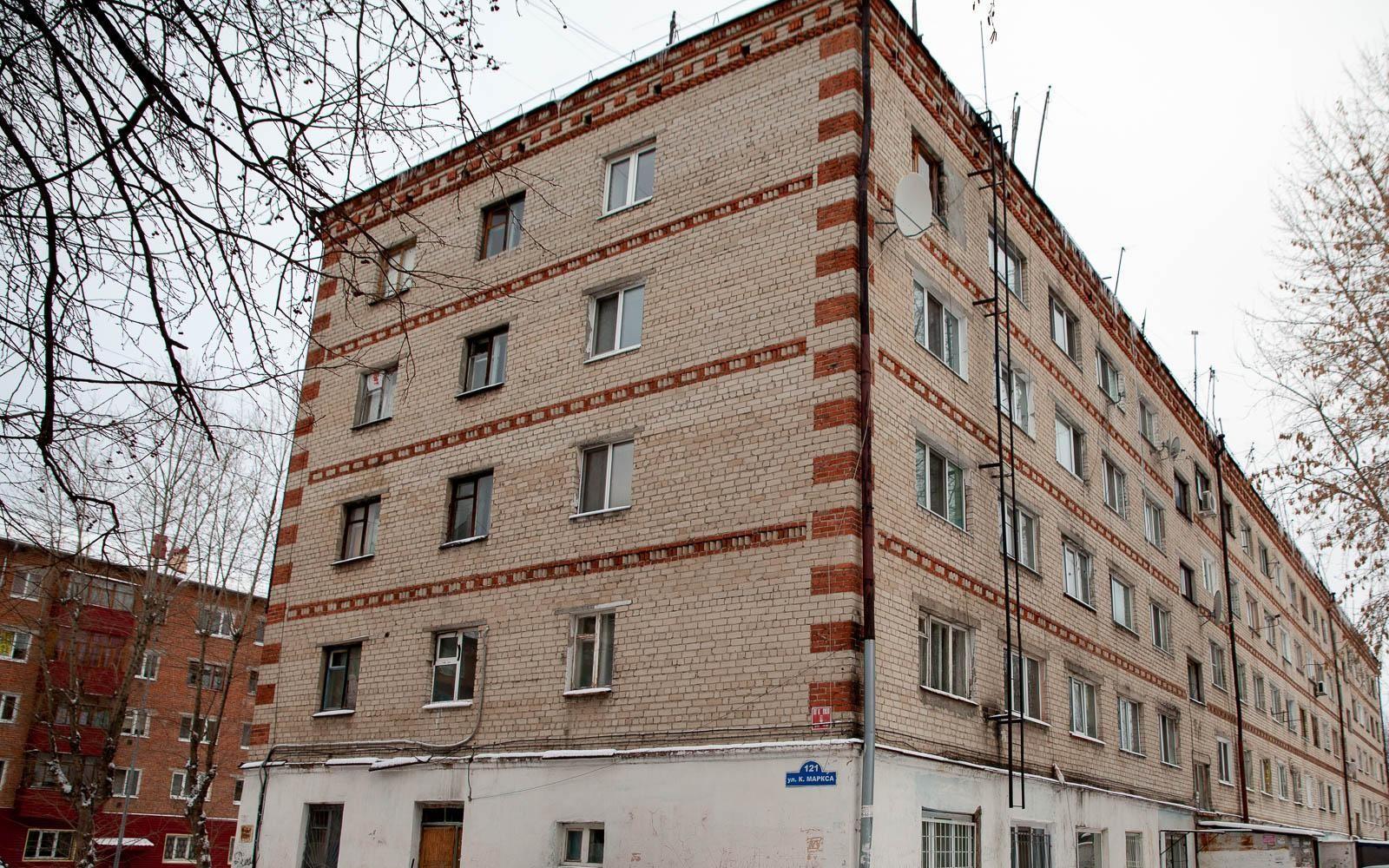 Печально известную общагу в Тюмени должны снести