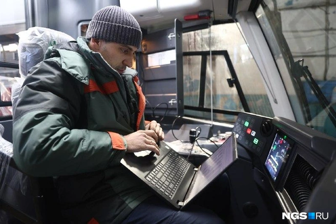 Узнать о проблемах в системе Т-701 можно с помощью ноутбука  | Источник: Александр Ощепков / NGS.RU