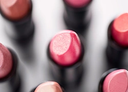 Marie Claire представит лучшие beauty-продукты в ГУМе