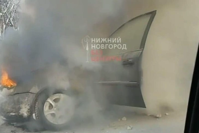 Car fire causes major traffic jam on Beketova Street