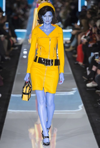 50 оттенков Джеки Кеннеди: Moschino FW18-19