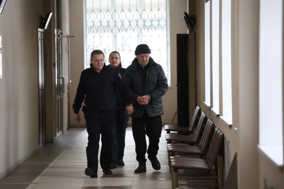 Охранник в Екатеринбурге обвинен в домогательствах к школьницам