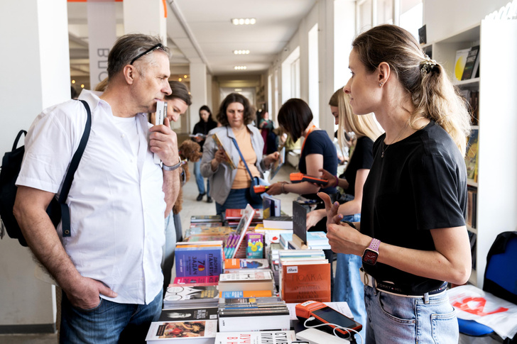 «Веранда „Альпины“»: книжный фестиваль на Винзаводе