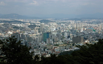 Южная Корея планирует очистить воздух Сеула с помощью дождей