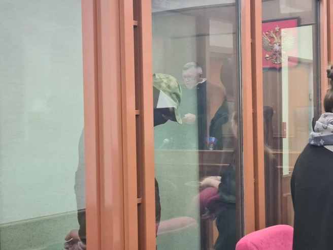 В суде парни скрывали лица | Источник: пресс-служба судов Свердловской области