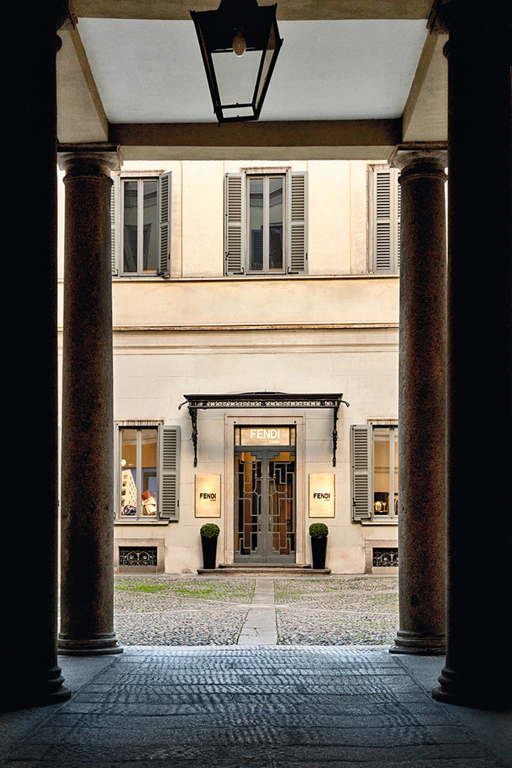 Открылся флагманский бутик Fendi Casa фото [5]