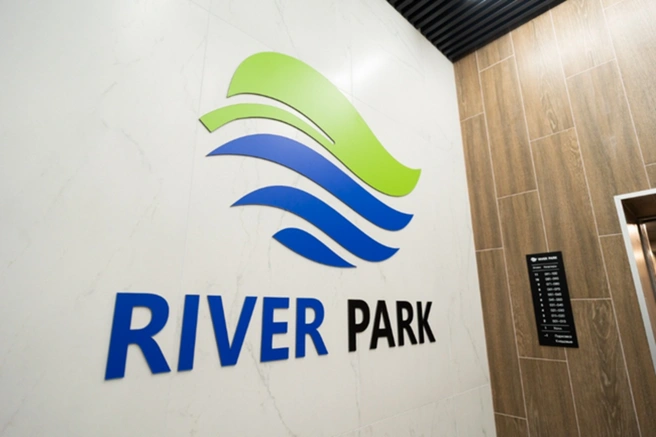Холлы и парадные в ЖК «RIVER PARK-2» выполнены по авторскому дизайн-проекту с применением экологичных материалов | Источник: Группа Аквилон