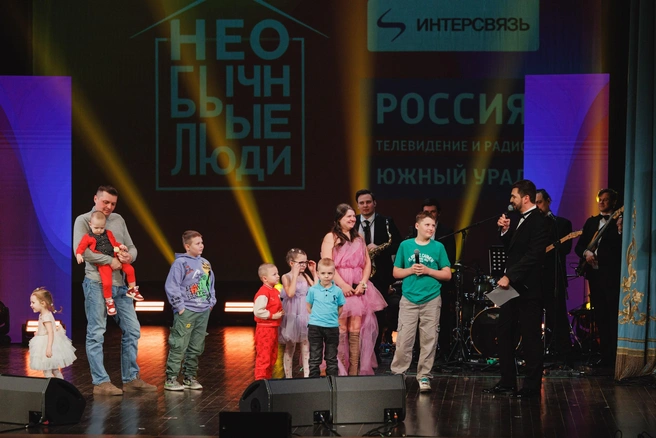 В большой семье Казаковых семеро детей | Источник: Илья Бархатов 