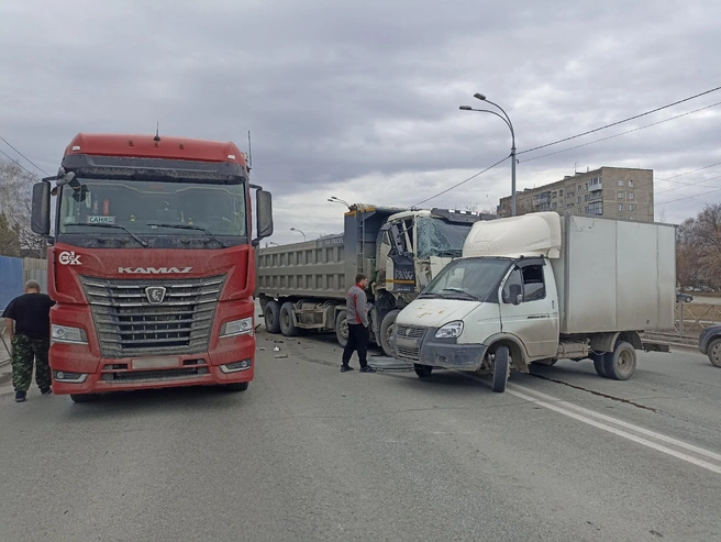 В аварии никто не пострадал | Источник: «АвтоБердск» / Vk.com