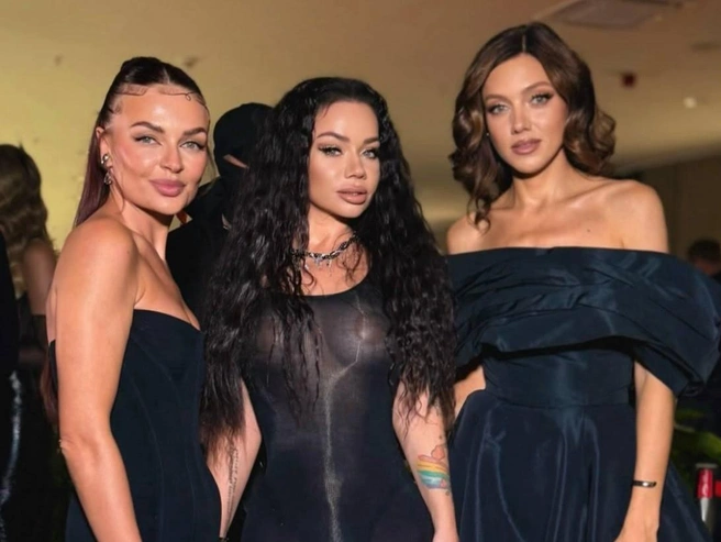 Бьянка в прозрачном платье на музыкальной премии «Жара Media Awards» | Источник: biankarnb / Instagram.com* (деятельность соцсети запрещена на территории РФ)