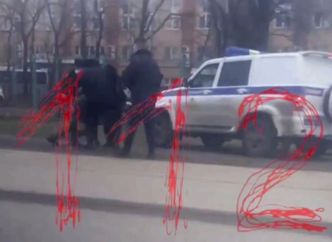 В Таганроге задержали мужчину, который сбежал из отделения полиции с оружием | ya62.ru