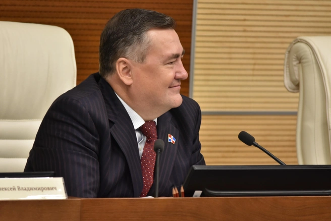 Проект бюджета представили депутатам краевого парламента | Источник: пресс-служба Законодательного Собрания Пермского края