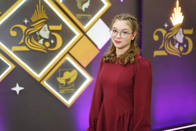 Маргарита рассказала, что для нее волнительно быть самой младшей участницей  | Источник: администрация Кемерова