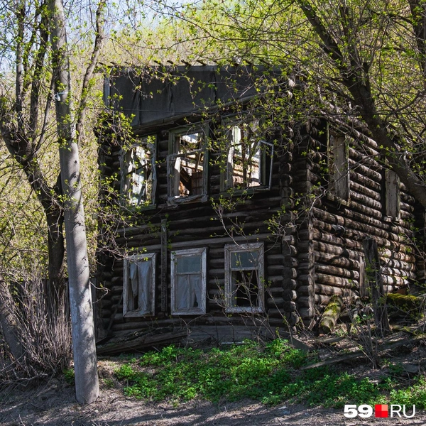 Еще одна заброшка у подножия Вышки | Источник: Тимофей Калмаков / 59.RU