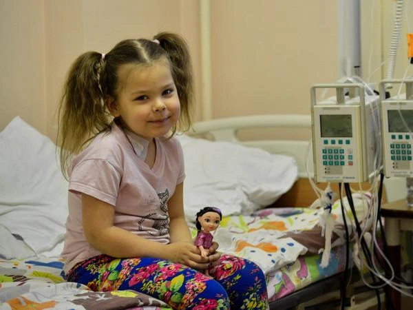 Маленькой Яне срочно нужны лекарства для борьбы с лейкозом | www.fontanka.ru