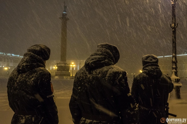 270 российских военнослужащих вернулись из украинского плена. Среди них есть бойцы из Иркутской области | Источник: Михаил Огнев / FONTANKA.RU