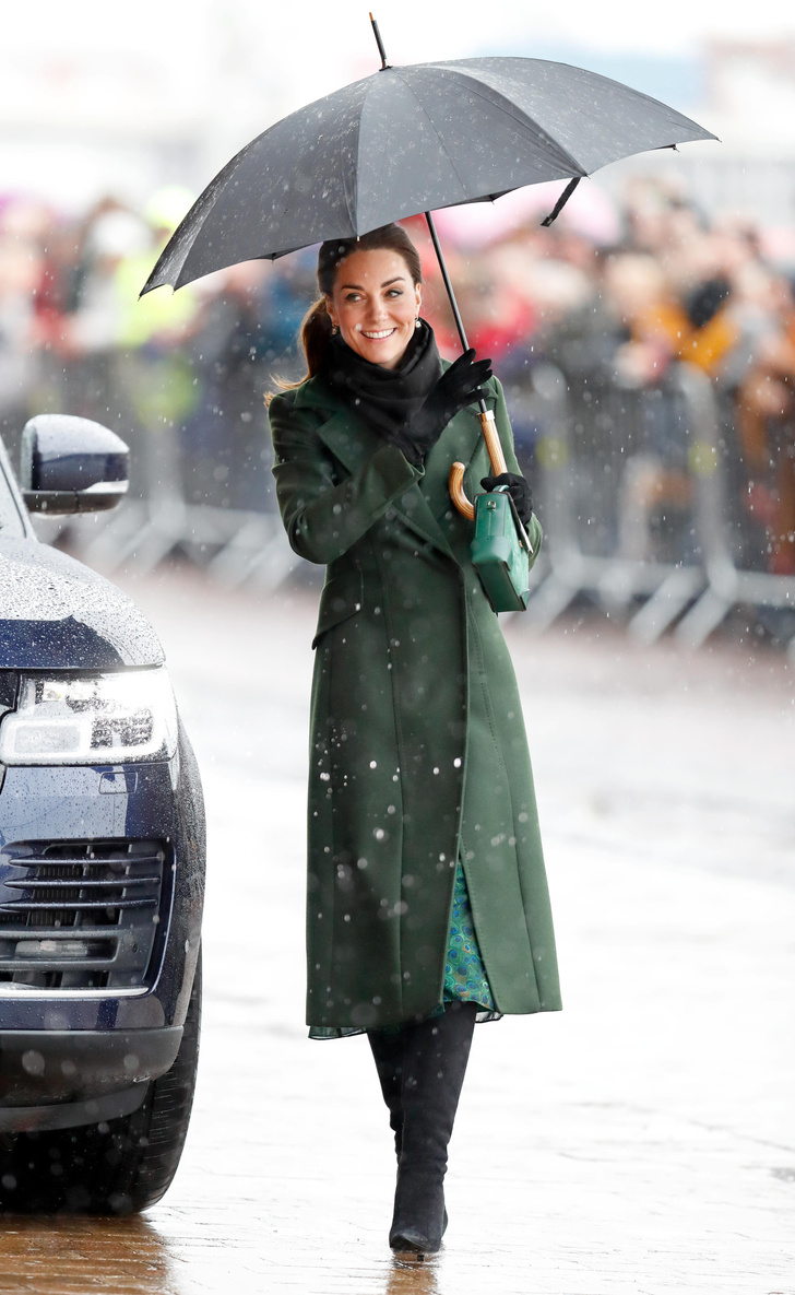 Лучшие образы Кейт Миддлтон для дождливой и холодной погоды