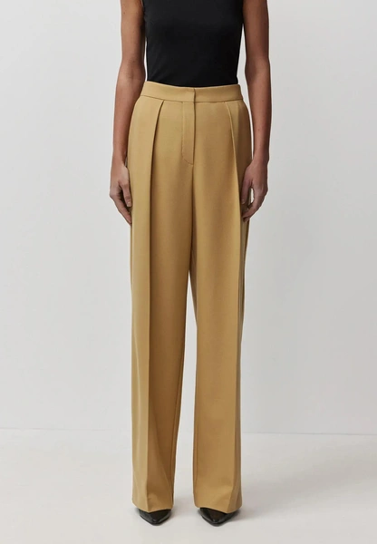 Идеальная база — брюки на осень-зиму 2025/26: лучшие модели у российских брендов Идеальная база — брюки на осень-зиму 2025/26: лучшие модели у российских брендов