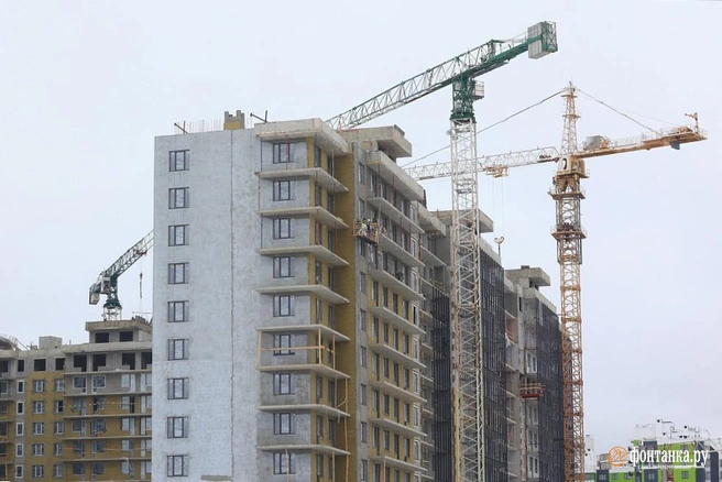 Без санкций. Почему строителям ничего не будет за срыв сроков стройки | Источник: Сергей Михайличенко / «Фонтанка.ру»