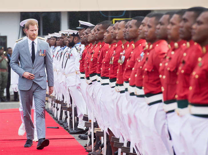 «Я – часть монархии»: Меган Маркл подчеркнула на Фиджи свою связь с Королевой