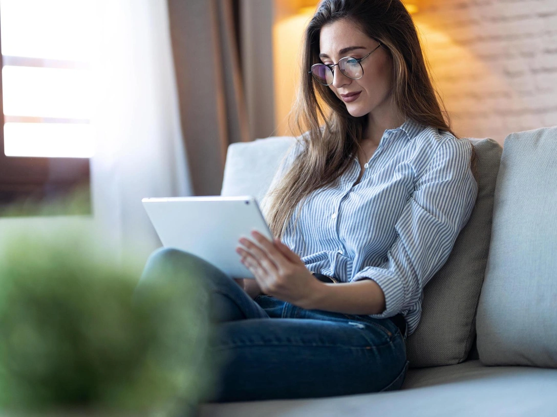 Верный помощник: 5 причин, почему стоит заменить ноутбук планшетом | marieclaire.ru