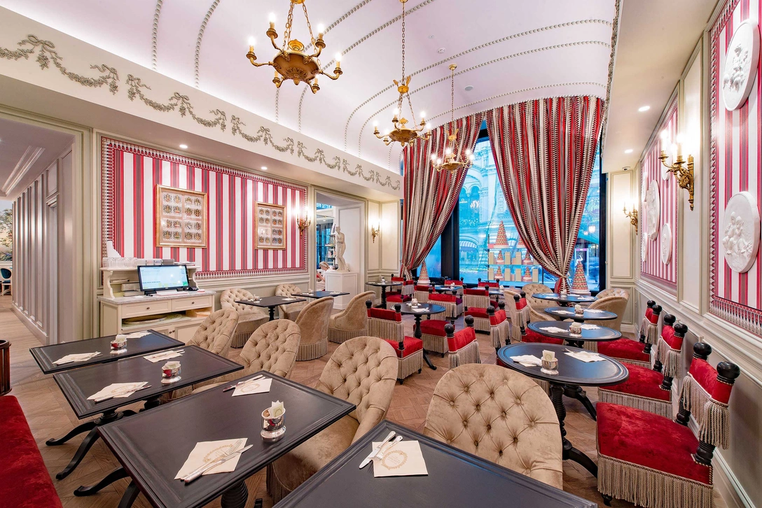 Ladurée открывает первый ресторан в России
