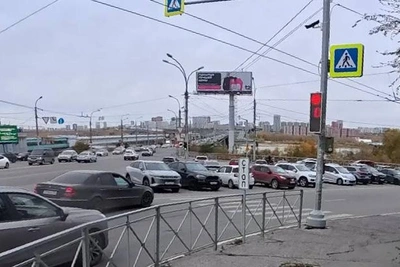 В Новосибирске установили светофор на месте ДТП с редактором