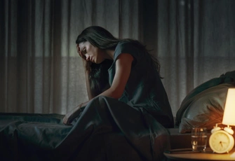 «Измена отца, болезнь мамы, рак бабушки, отъезд любимого, смерть подруги… Как справляться, но не быть слабой?»