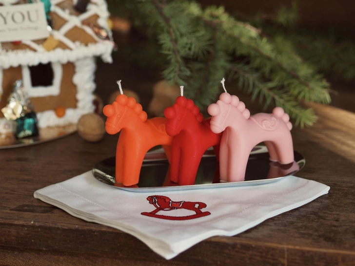 Щелкунчик и лошадка: новогодняя коллекция свечей от Sense You