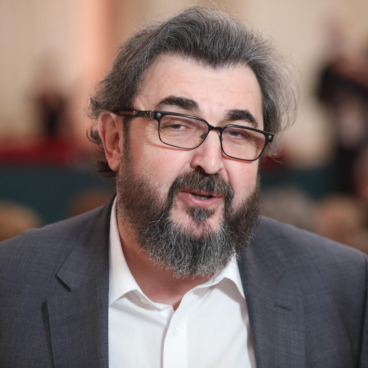 10 января госпитализировали в тяжелом состоянии и подключили к ИВЛ: последние дни Золотовицкого, сгоревшего от рака