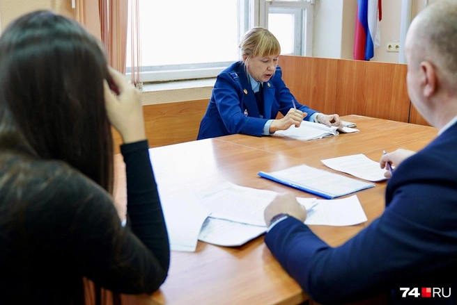 Попыток загладить вину, по словам Юлии, обвиняемая не предпринимала  | Источник: Михаил Шилкин 