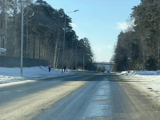 Проезжие части в городе тщательно очищены от снежного покрова. | Источник: читатель E1.RU